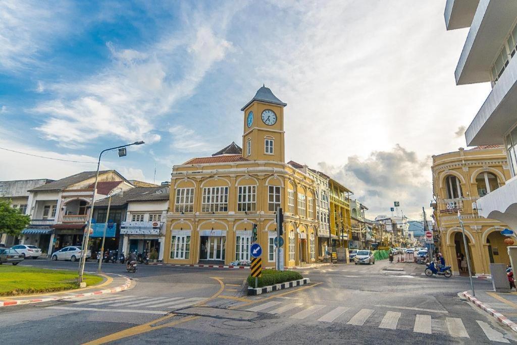 Phuket Ecozy Hotel Patong Exterior foto