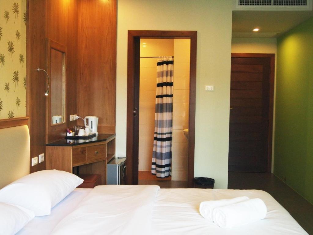 Phuket Ecozy Hotel Zimmer foto