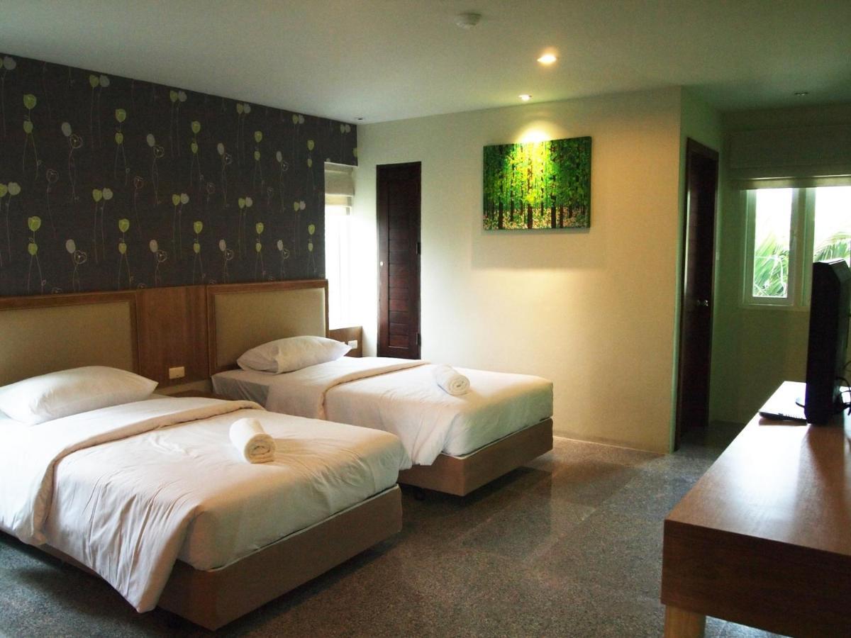 Phuket Ecozy Hotel Patong Zimmer foto